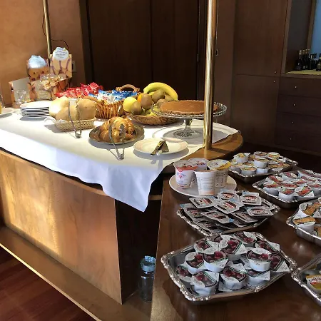 Colle Di Nava Lorenzina Hotel Pornassio