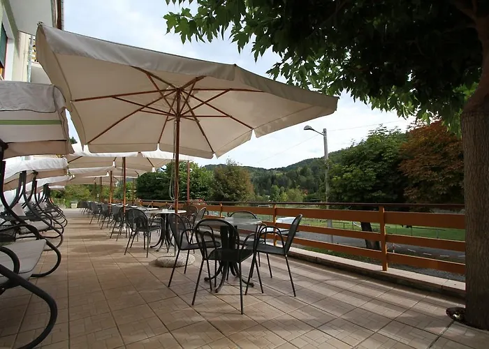 Szálloda Colle Di Nava Lorenzina 3*